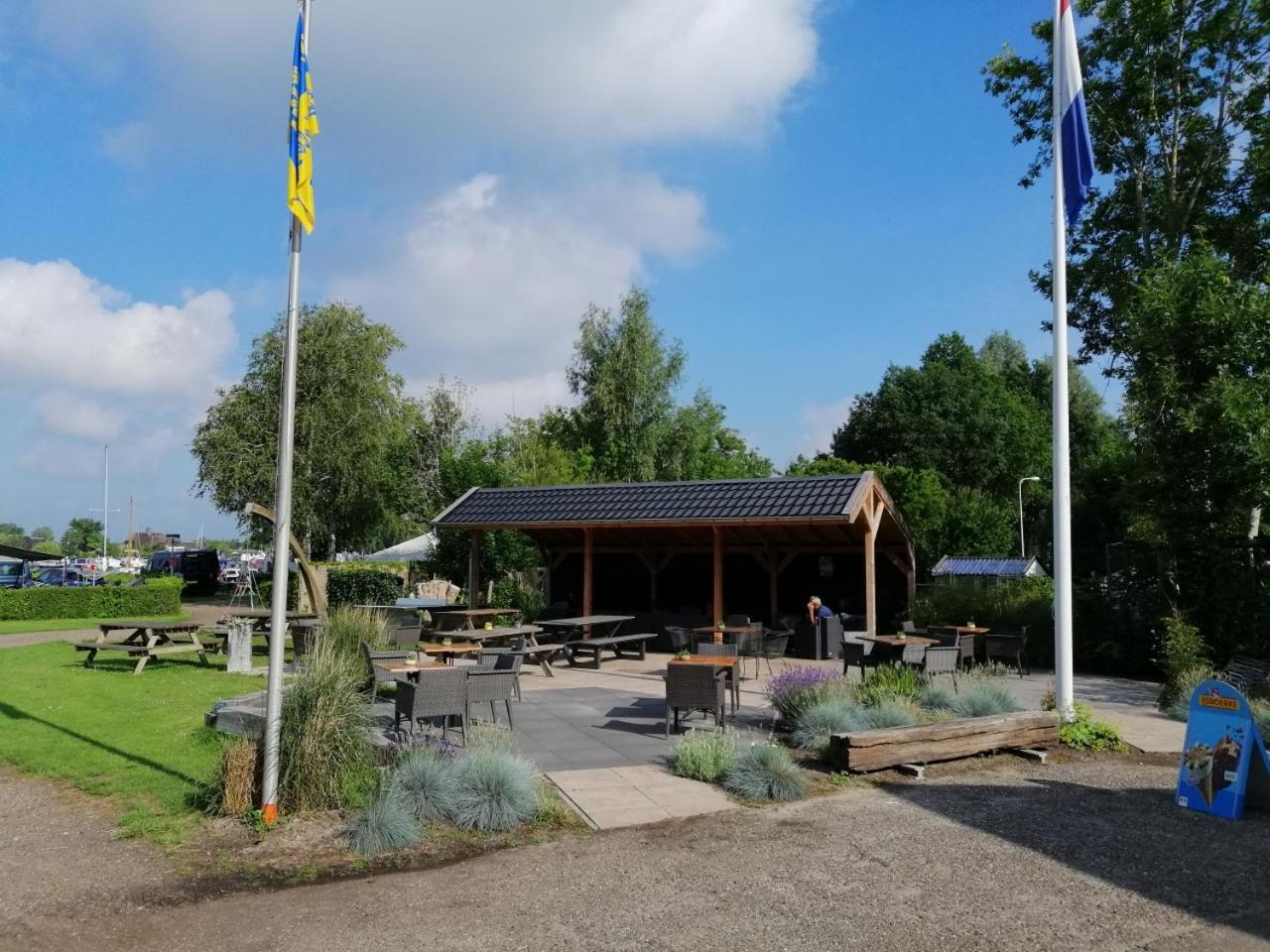 Camping Kleine Belterwijde, Wiede Lodge Met Uitzicht Over Het Water Exterior foto